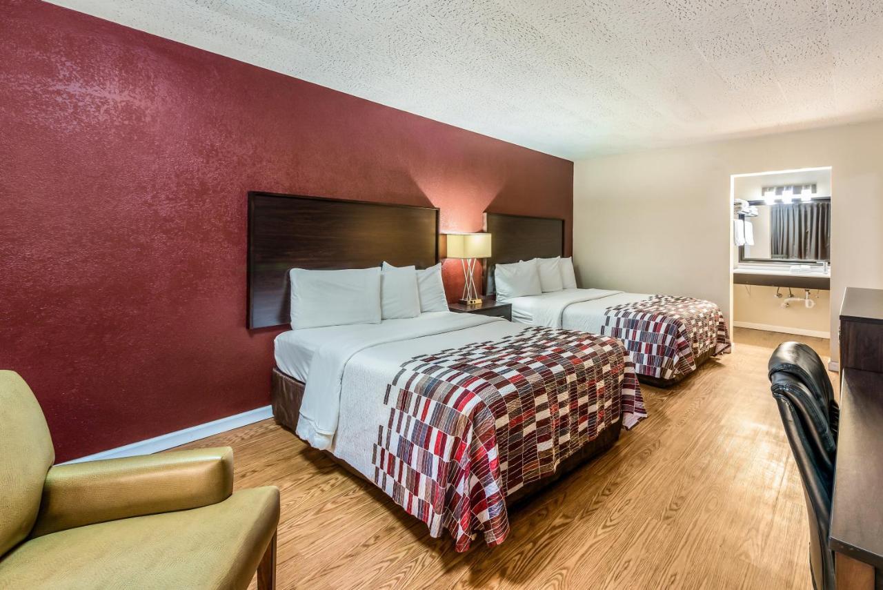 Red Roof Inn & Suites WapakonetaWapakoneta  Kültér fotó