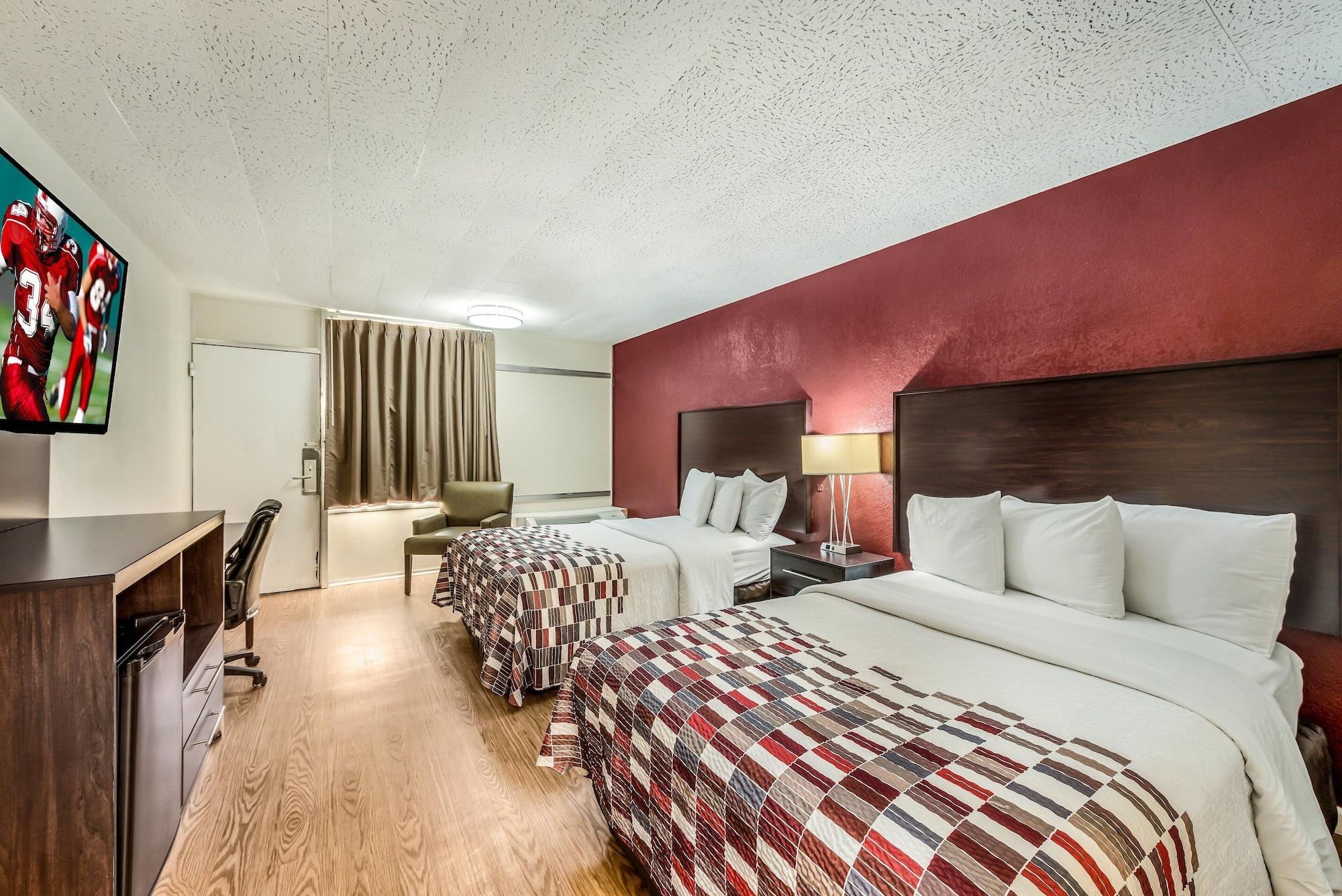 Red Roof Inn & Suites WapakonetaWapakoneta  Kültér fotó