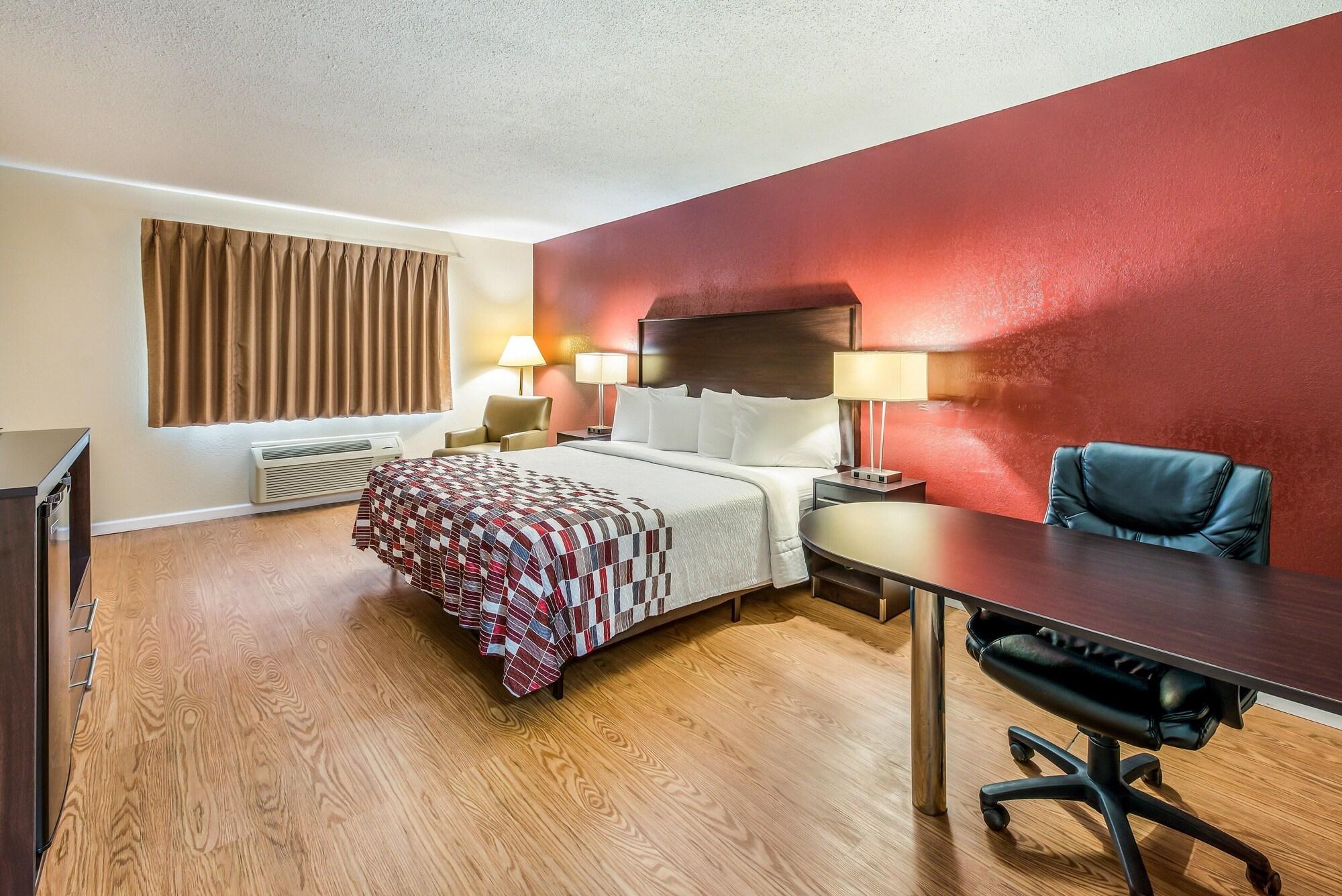 Red Roof Inn & Suites WapakonetaWapakoneta  Kültér fotó